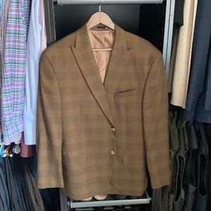 Size 46R, 2 button, brown-checkered, Sean John, blazer.